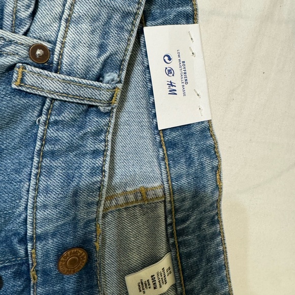 Jeans - Picture 3 of 4